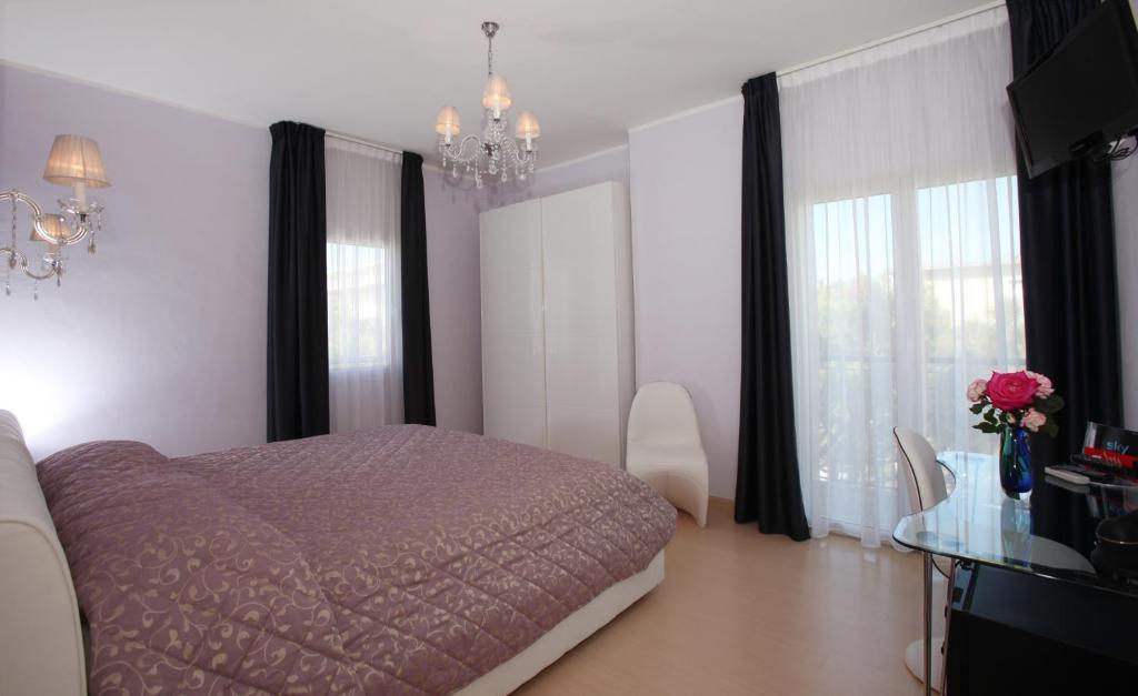 Hotel Boutique Blumarin Лидо ди Йезоло Стая снимка