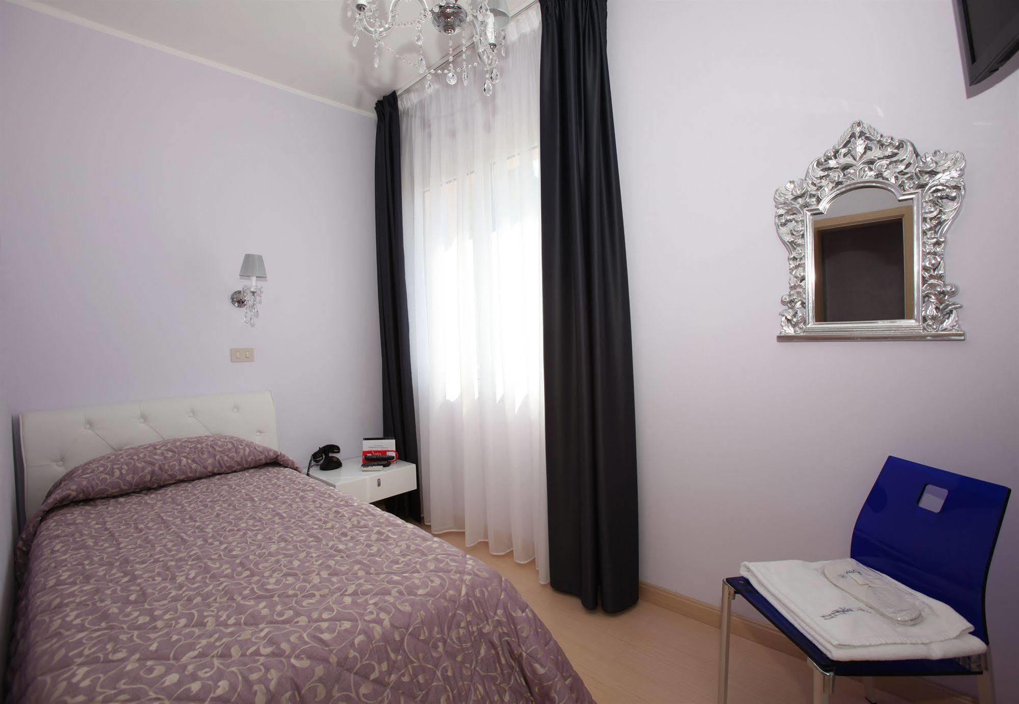 Hotel Boutique Blumarin Лидо ди Йезоло Екстериор снимка